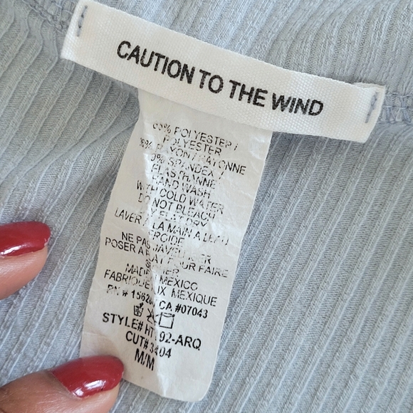 Light Blue Collar T-Shirt - Picture 2 of 3